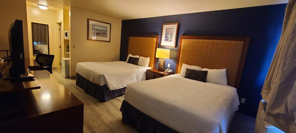 Empire Inn & Suites Penhold Luaran gambar
