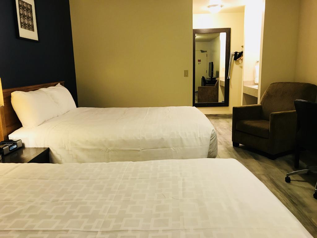 Empire Inn & Suites Penhold Luaran gambar